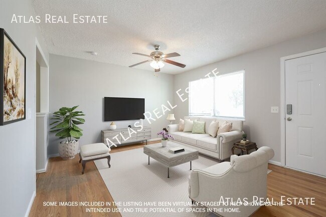 Building Photo - Cozy 3 Bed 1 Bath Home in Central Aurora!!...