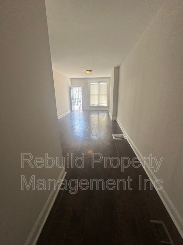 Building Photo - 5 S Conkling St