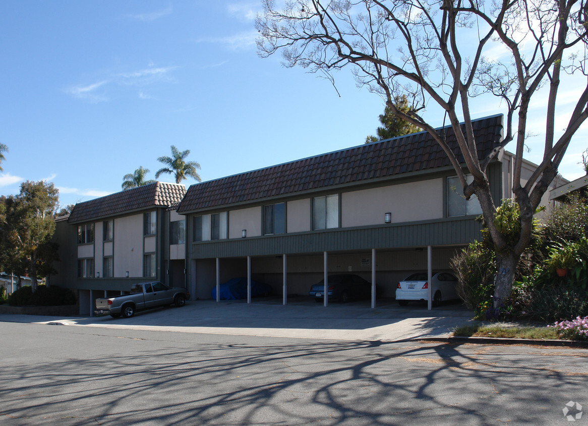 Foto del edificio - University Crest Apartments