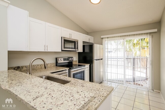 Foto del edificio - 1183 Pin Oak Dr