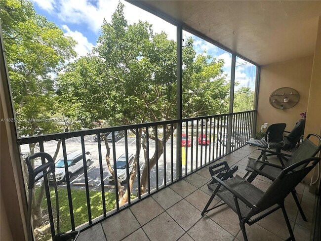 Foto del edificio - 8700 SW 133rd Ave