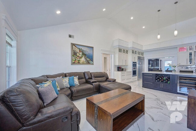 Foto del edificio - 441 Spoonbill Ct