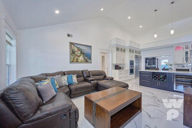 Foto del edificio - 441 Spoonbill Ct