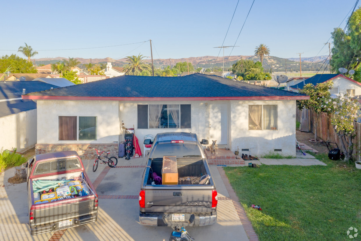 Primary Photo - 11469 Azahar St