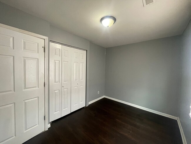 Foto del edificio - 4BD/1BA Home In Hammond