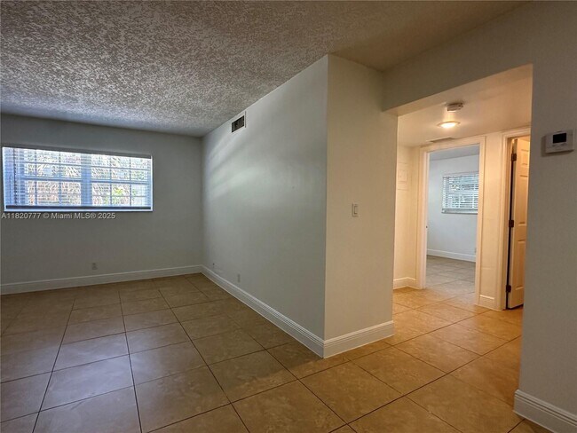 Foto del edificio - 2900 NE 17th Ave