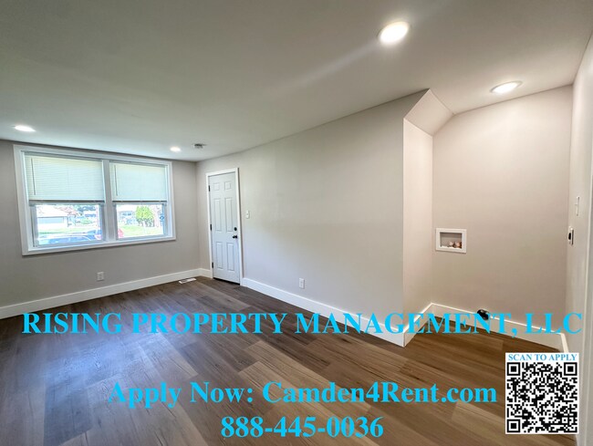 Foto del edificio - 1566 Bradley Ave