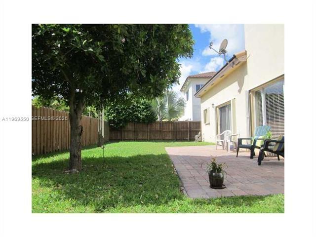 Foto del edificio - 9468 SW 221st Ln