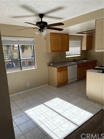 Foto del edificio - 5752 Kingman Ave