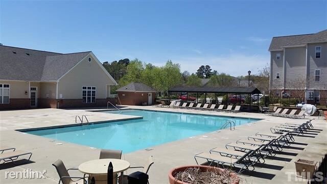 Building Photo - 1 br, 1.5 bath  - 2501 Vancastle Way Apt 202