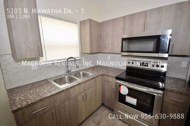 Foto del edificio - 1st Month Free with 13 Month Lease