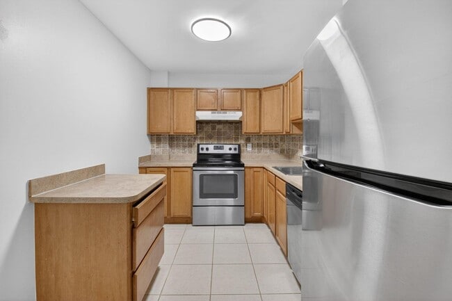 Building Photo - 5260 NW 2nd Ave