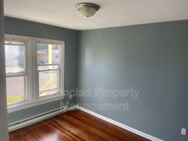 Foto del edificio - 343 Park St