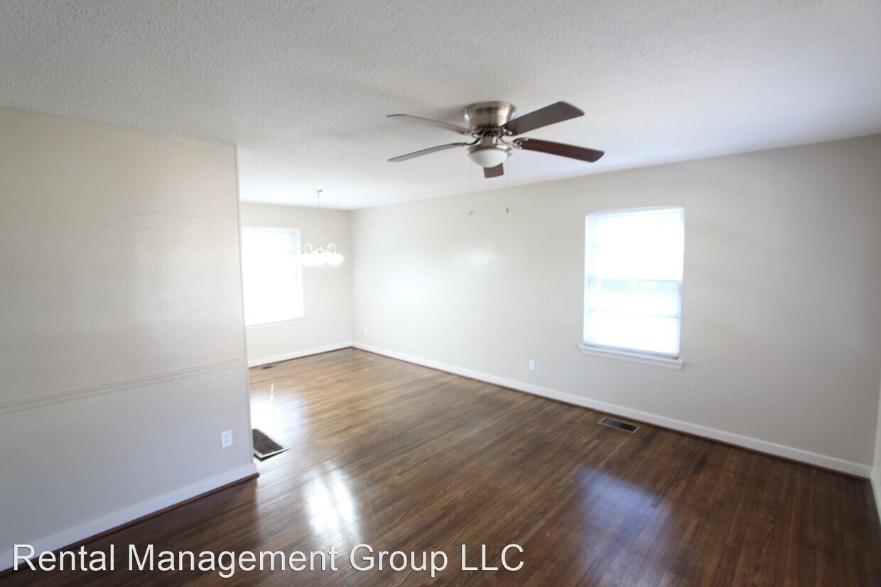Primary Photo - 3 br, 1 bath House - 1517 Carol Circle