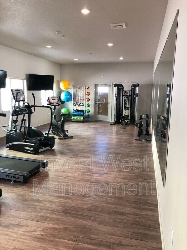 Foto del edificio - 2300 Main St