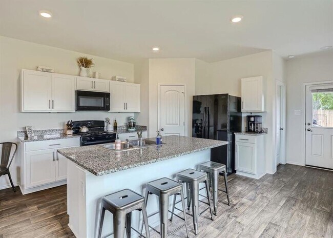 Building Photo - 259 Levi Lndg