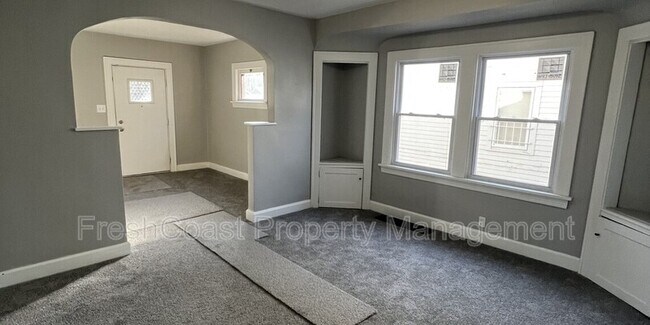 Foto del edificio - 13309 Glendale Ave