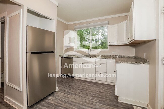 Building Photo - 691 Wooster Road North