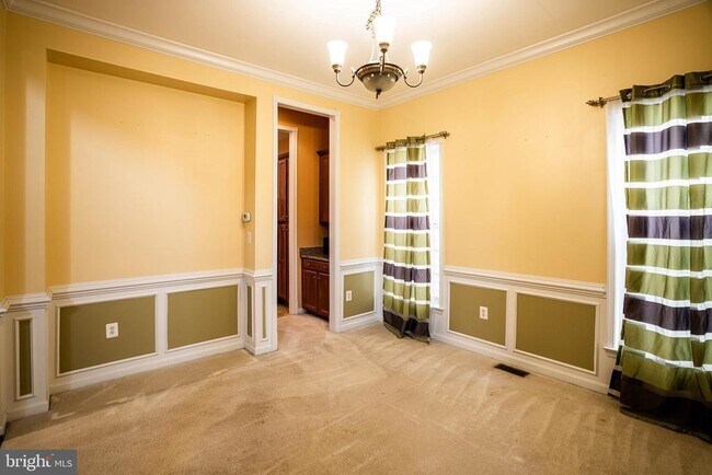 Foto del edificio - 9571 Linnett Hill Dr