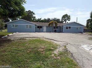 Building Photo - 2601 47th Terrace SW