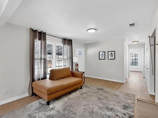 Foto del edificio - 834 Lindo Dr