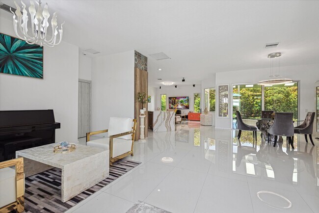 Foto del edificio - 14019 N Miller Dr