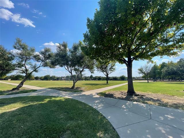 Foto del edificio - 11920 Brownwood Dr