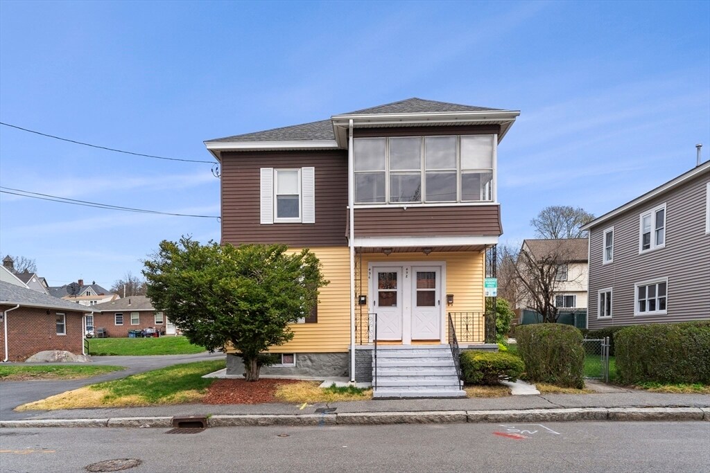 Primary Photo - 496 Concord St