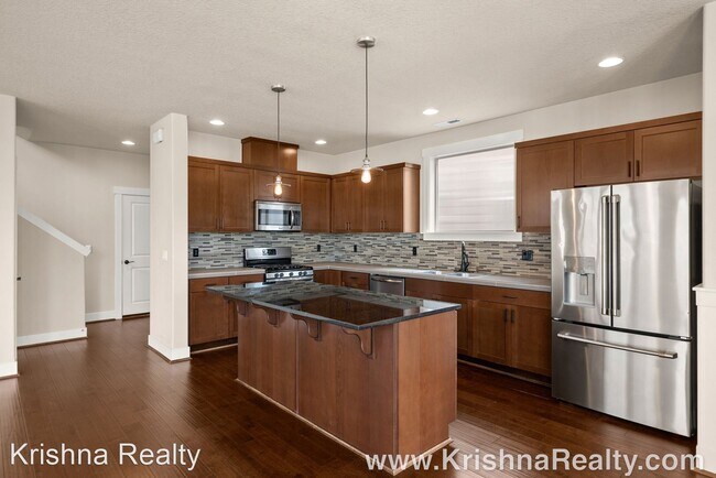 Foto del edificio - 4 br, 2.5 bath House - 14691 NW Orchid Street
