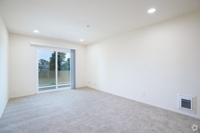 1BR, 1BA - 500SF - New Unit - Living Room - Fletcher Towers