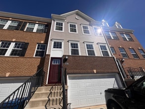 Building Photo - 23788 Myrtle Glen Way