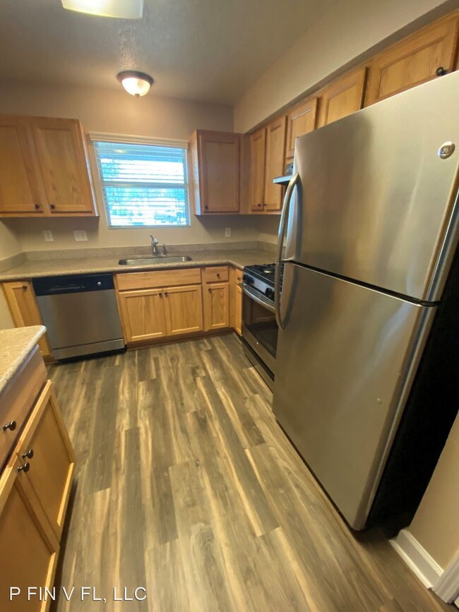 Building Photo - 3 br, 2 bath House - 32 Laiken Ct