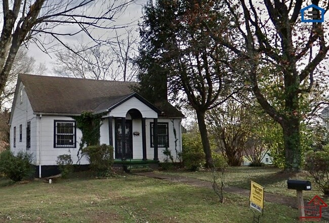 Building Photo - 3502 Lansing Ave