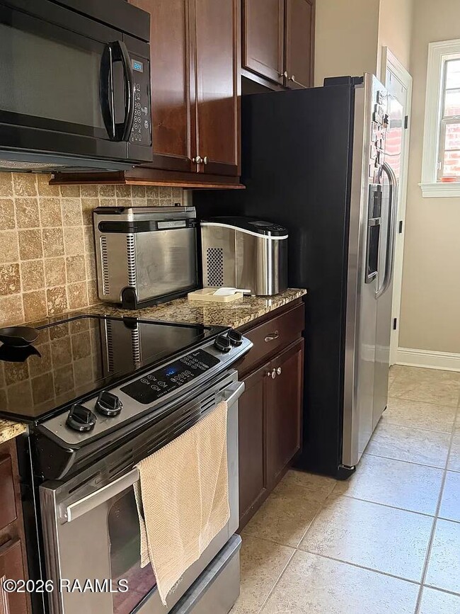 Foto del edificio - 211 Milton Estates