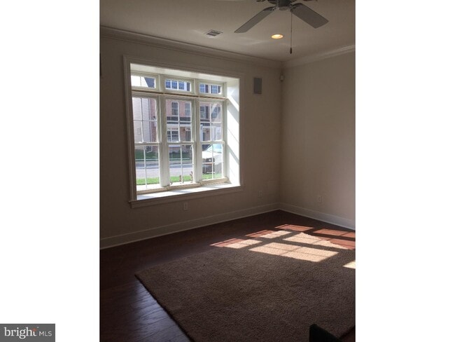 Building Photo - 603 Magnolia Ct