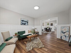 Building Photo - 420 Muench St