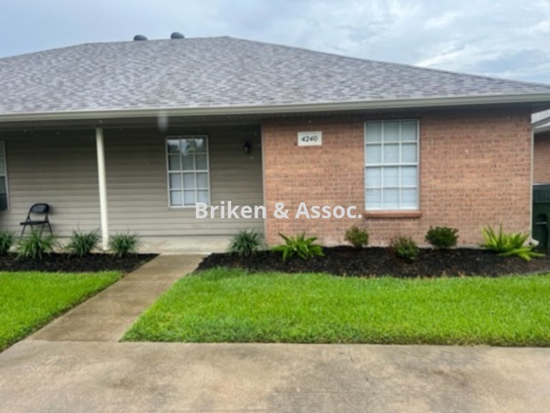 Foto principal - 4240 College Heights St