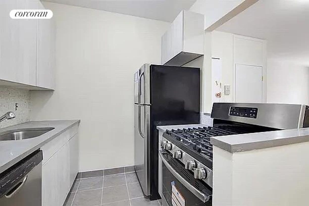 Primary Photo - 414 E 119th St