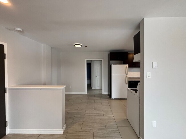 Photo du bâtiment - 49 Melrose Ave