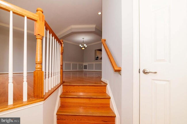 Building Photo - 5641 Sheals Ln