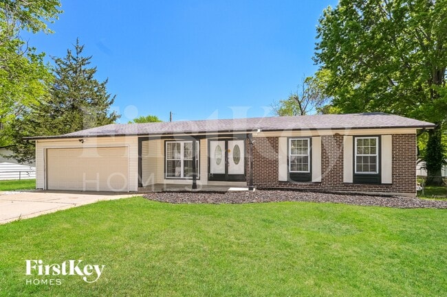 Building Photo - 6380 El Serrano Dr