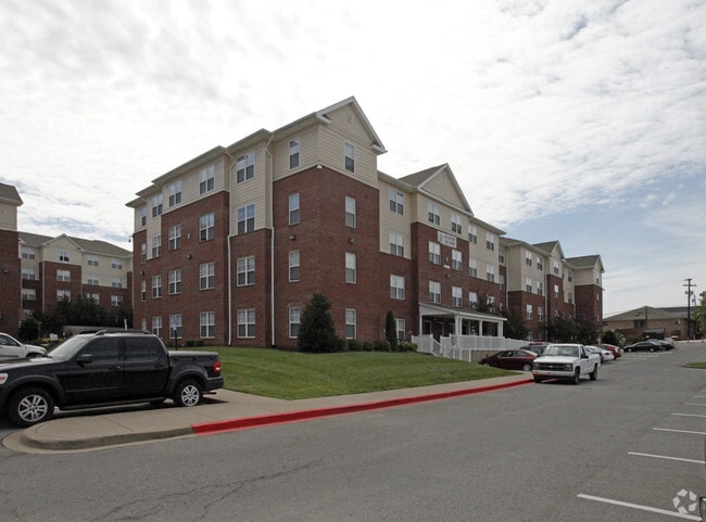 Apartments For Rent Near Austin Peay State University Clarksville Tn Student Housing Apartments Com