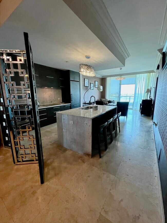 Foto del edificio - 900 Biscayne Blvd