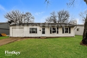 Building Photo - 3520 Wellington Ave