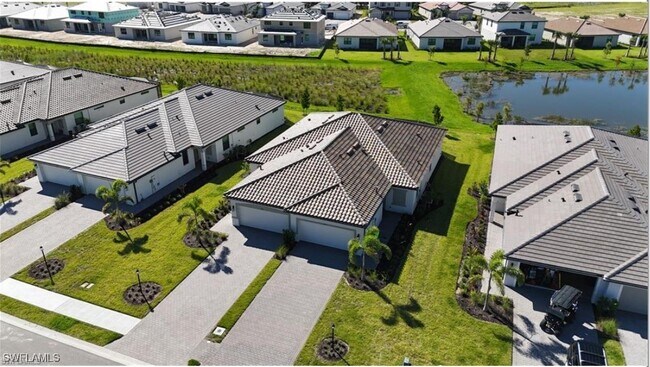 Foto del edificio - 19573 Hinkley Dr