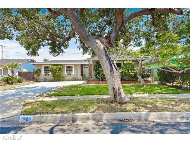 Building Photo - 421 Via Colusa