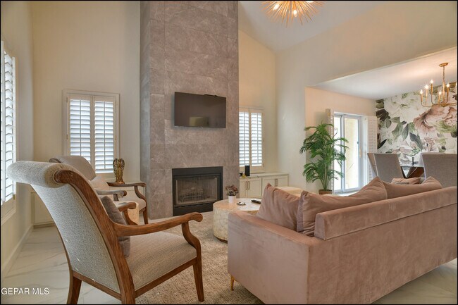 Foto del edificio - 237 N Alto Mesa Dr