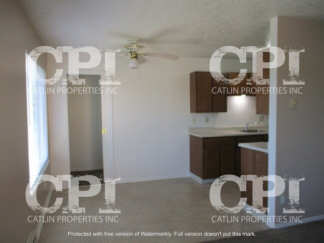 Building Photo - 3314 Maple St