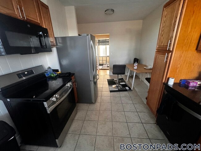 Building Photo - 30 Wadsworth St