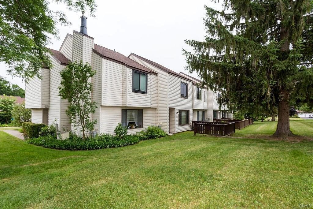 202 Natick Cir, Camillus, NY 13031 Townhome Rentals in Camillus NY